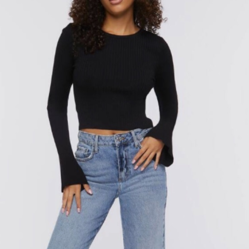 Forever 22 flare long sleeve crop top